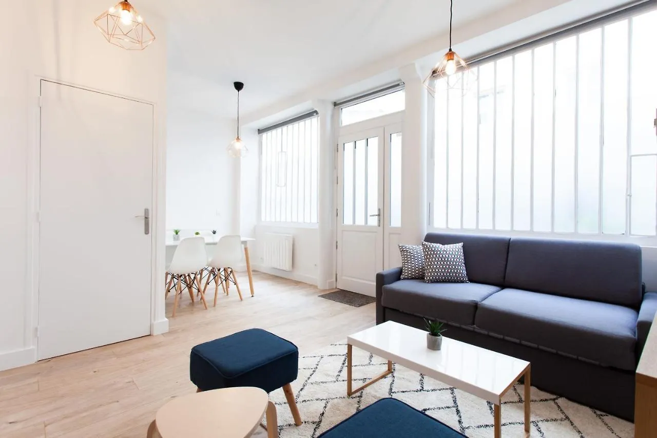 Luminous Appt And Design Close To The Sacred Heart 公寓